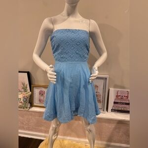NWOT  FREE PEOPLE LACE COTTON BABY DOLL STRAPLESS BACK TIE
MINI DRESS SIZE L